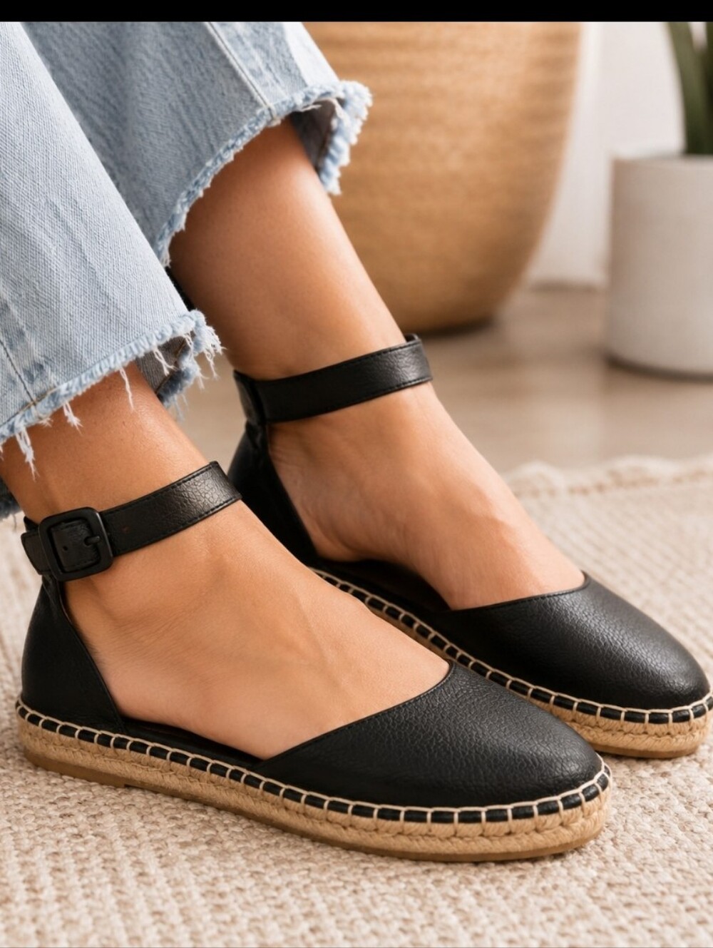 Splendid Black Espadrille Flats Ankle Strap Jute Sole Minimalist Shoes Size 6